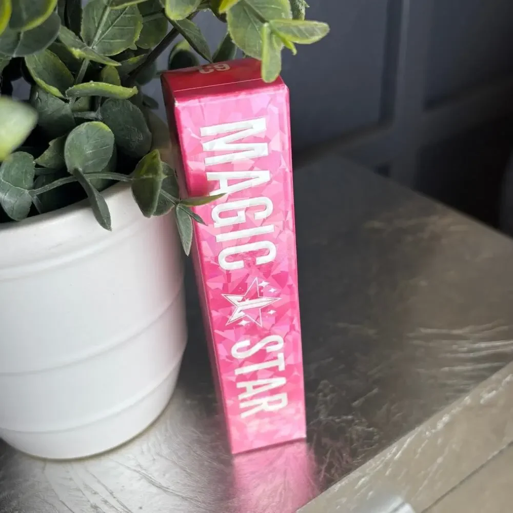 Jeffree Star Magic Star Concealer Shade C9 Light Cream Beige New In Box